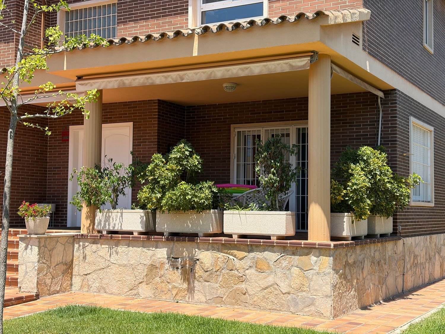 Casa o chalet independiente en Gran Vía de Tàrrega Monteblanco, 144, Zona Ensanche-Río Jucar - Foto 2