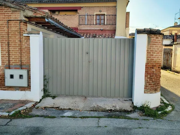 Chalet adosado en Calle Fresnos, 14 - Foto 2