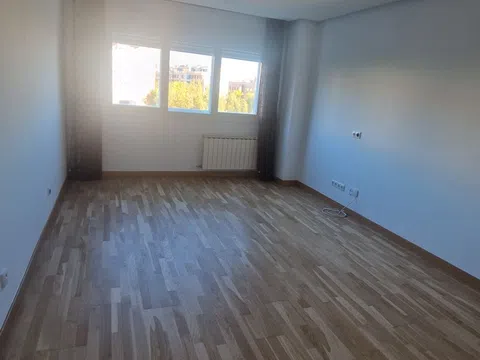 Piso en avenida del Monasterio de El Escorial, 36