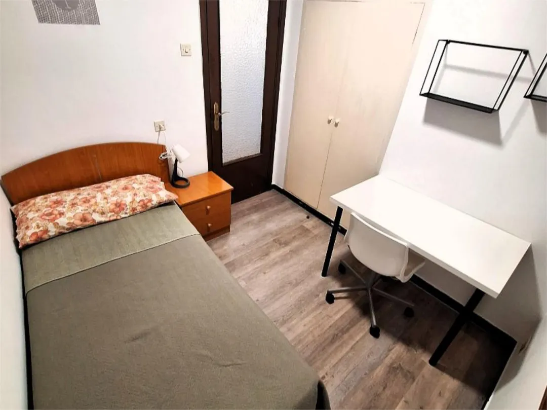 Piso en  Ronda de Outeiro 112 - Foto 10