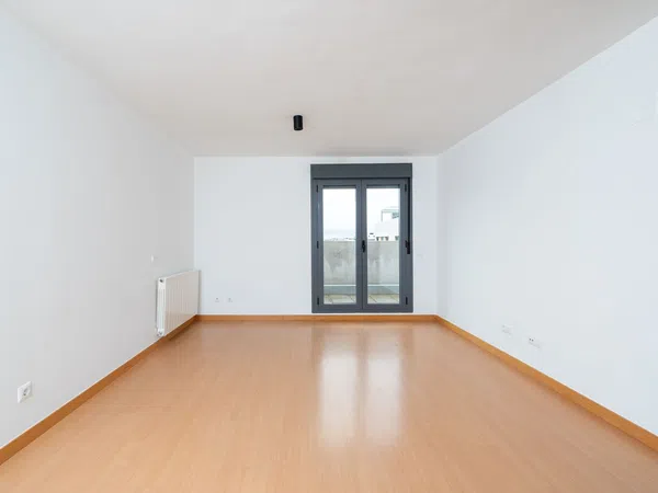 Ático en calle de Lina Odena - Foto 1