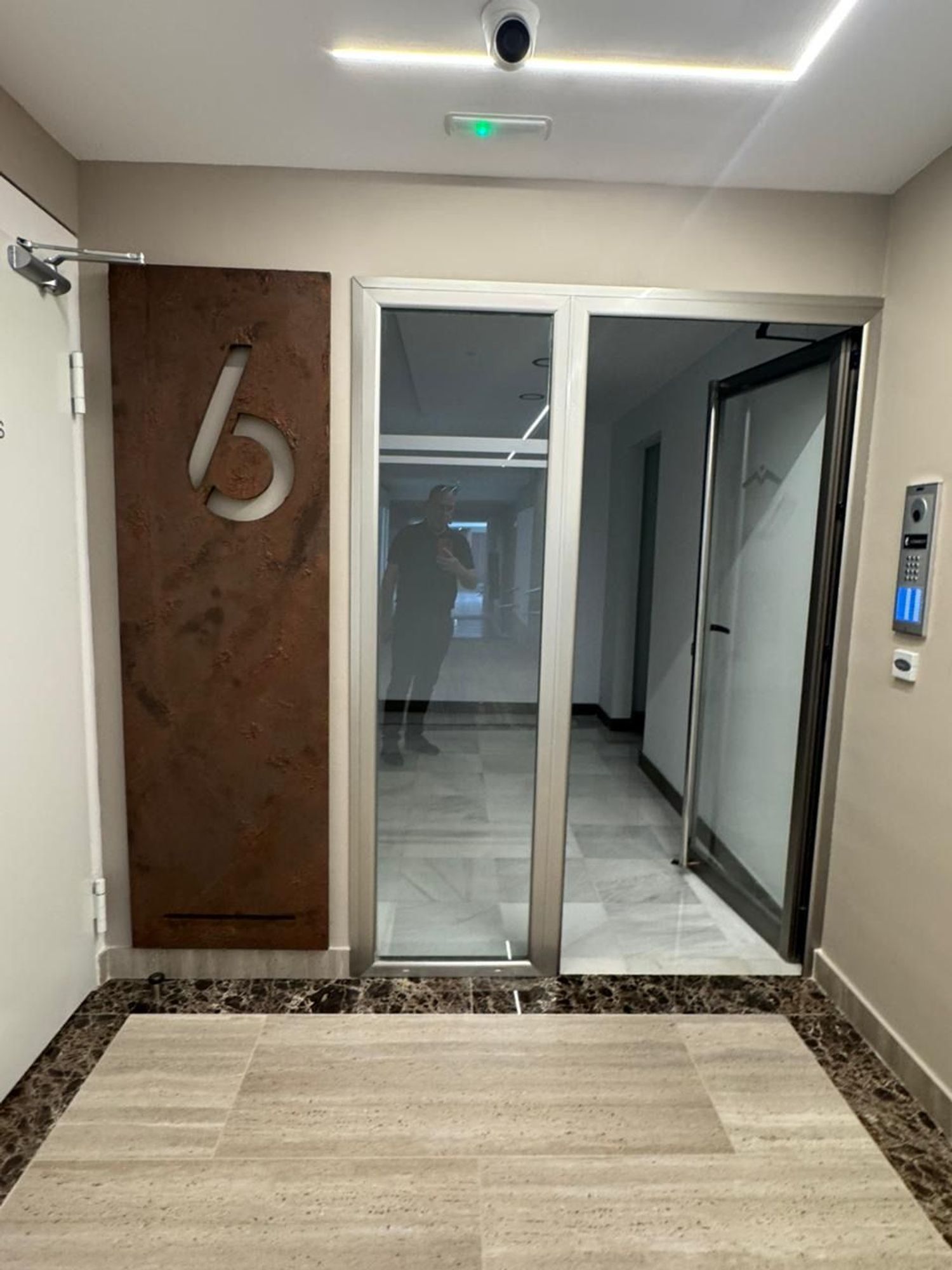 Piso en calle 02c Nva Andaluc, 6 b - Foto 2