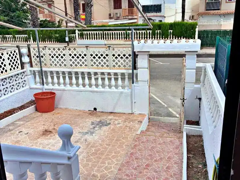 Casa adosada en  Avinguda América 14 - Foto 10