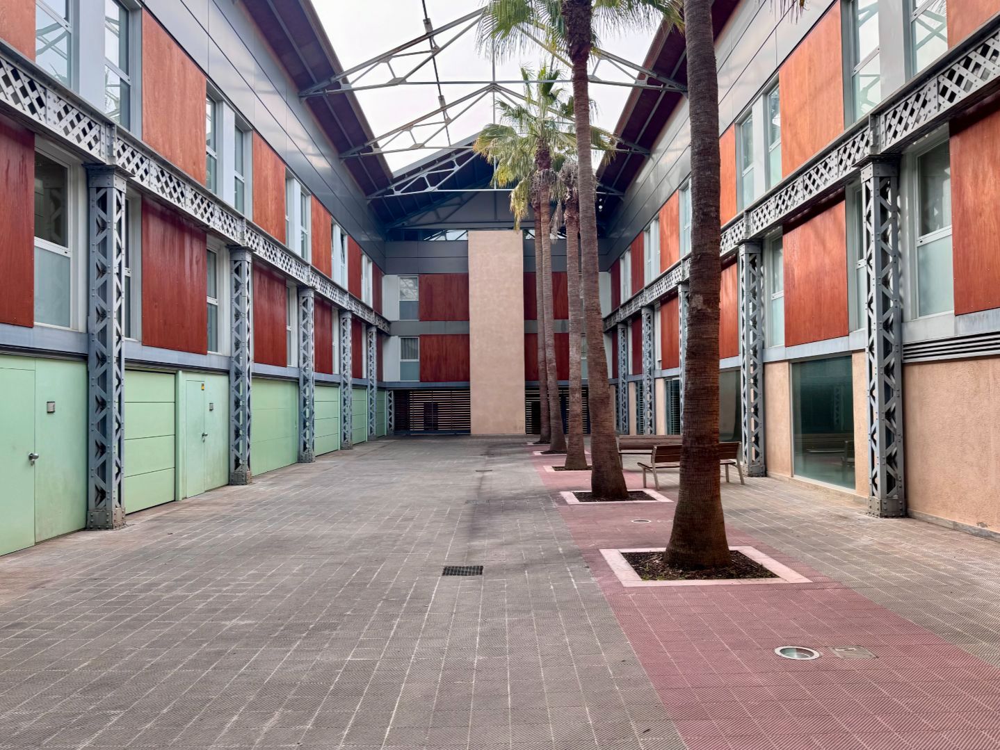 Local comercial en  Carrer del Pantà 92 - Foto 4