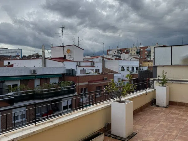 Ático en calle de Marcenado, 18