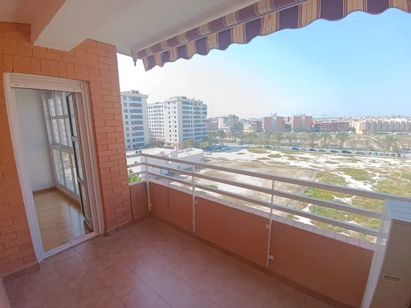 Piso en Calle Enfermera Angelina Ceballos Quintanal - Foto 4