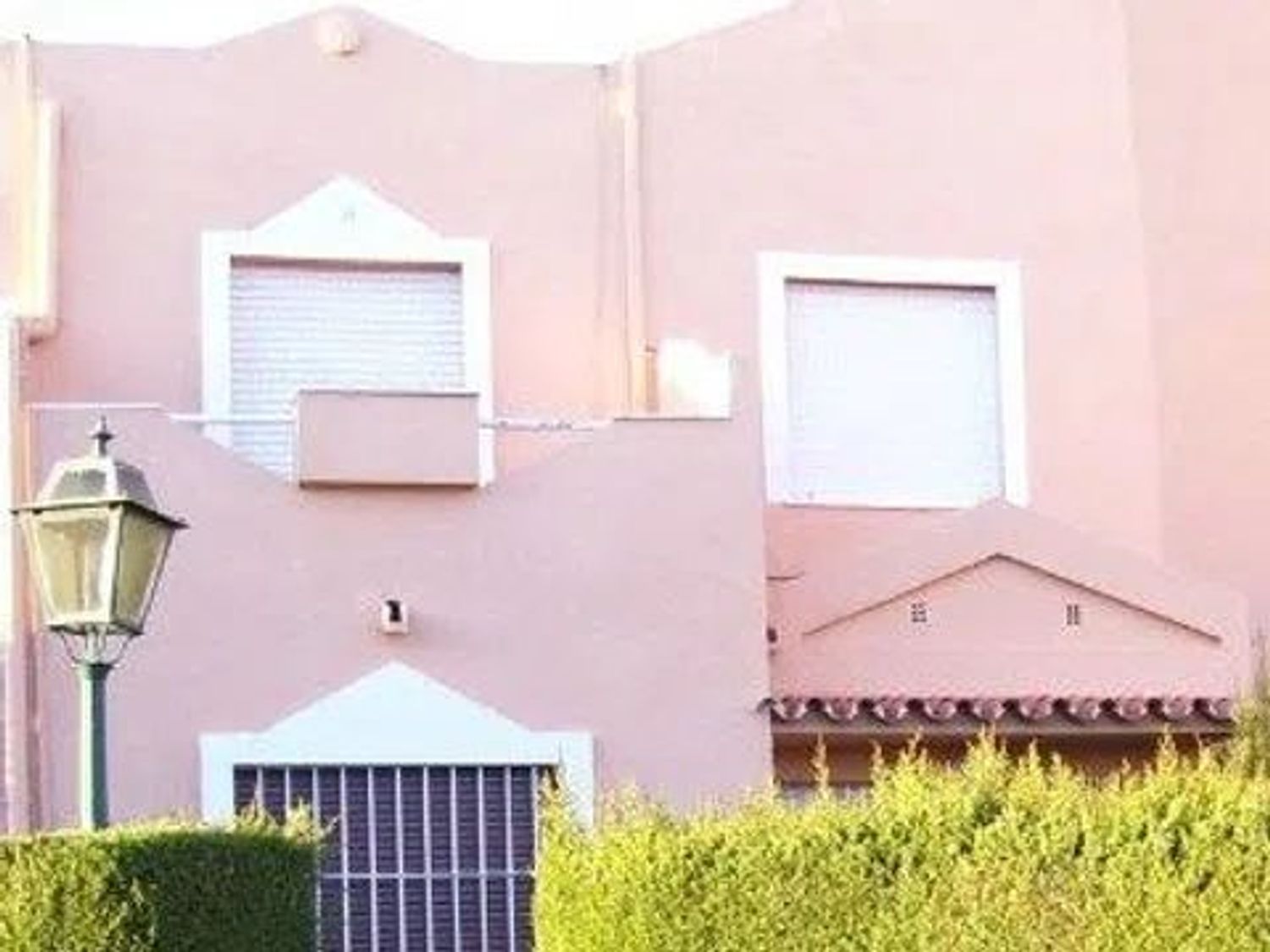 Chalet adosado en avenida Pernet s/n - Foto 2