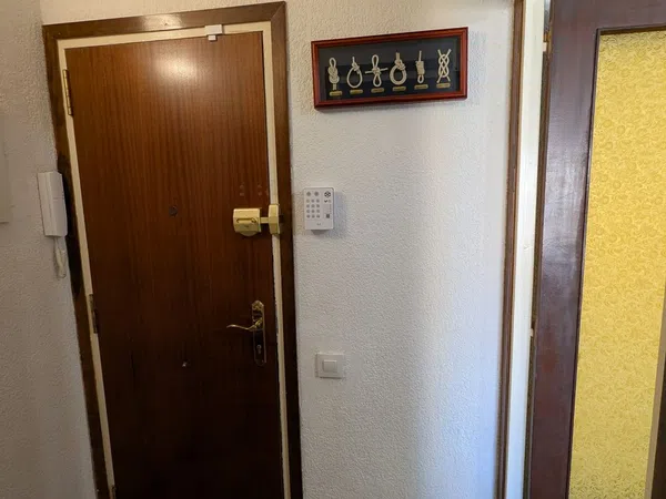 Piso en calle de Lluís Companys, 82 - Foto 14