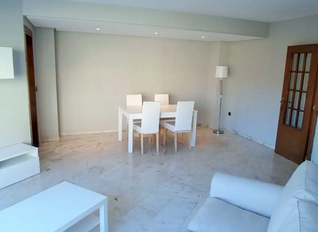 Piso en  Avinguda d'Aragó - Foto 8