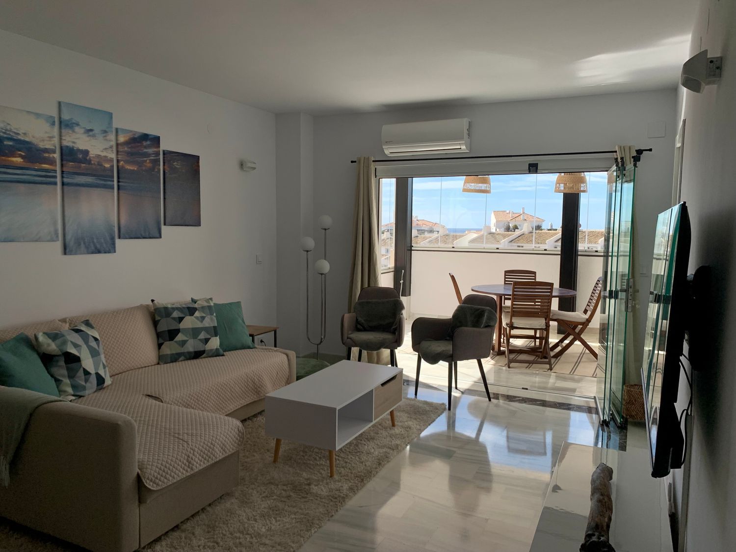 Piso en calle Mar de Calahonda, 3 - Foto 2