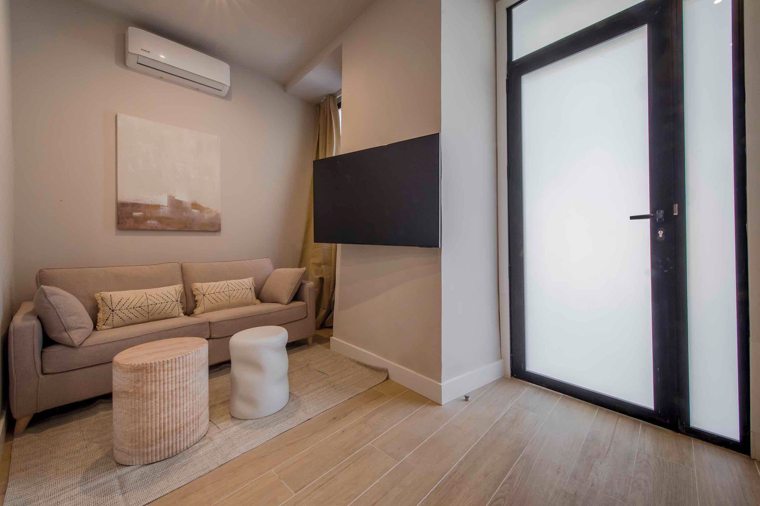 Piso en calle de San Dimas, 8