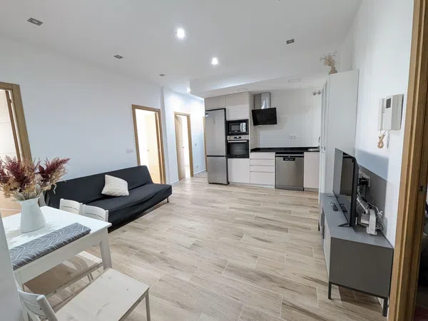 Piso en avenida de Pérez Galdós, 94 - Foto 4