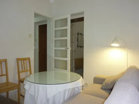 Piso en calle Benito Gutiérrez, 18