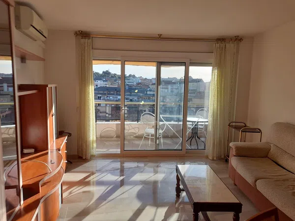 Piso en calle Doctor Combelles, 57