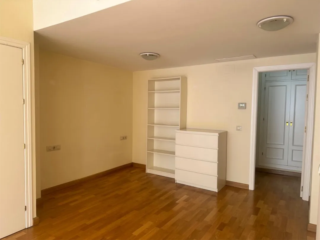 Piso en  Calle Amador de los Ríos 1 - Foto 9