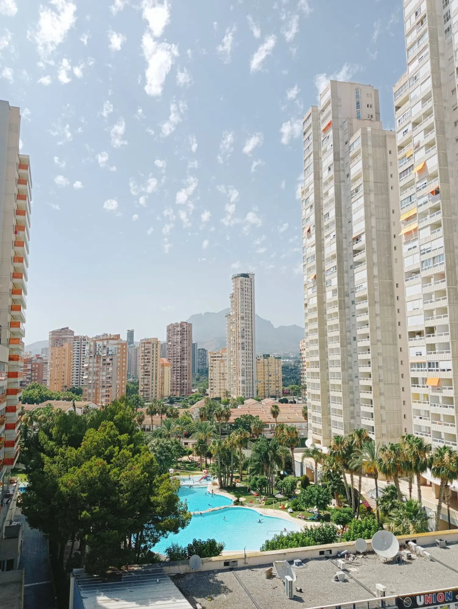 Piso en avenida Ametlla de Mar, 18 - Foto 1