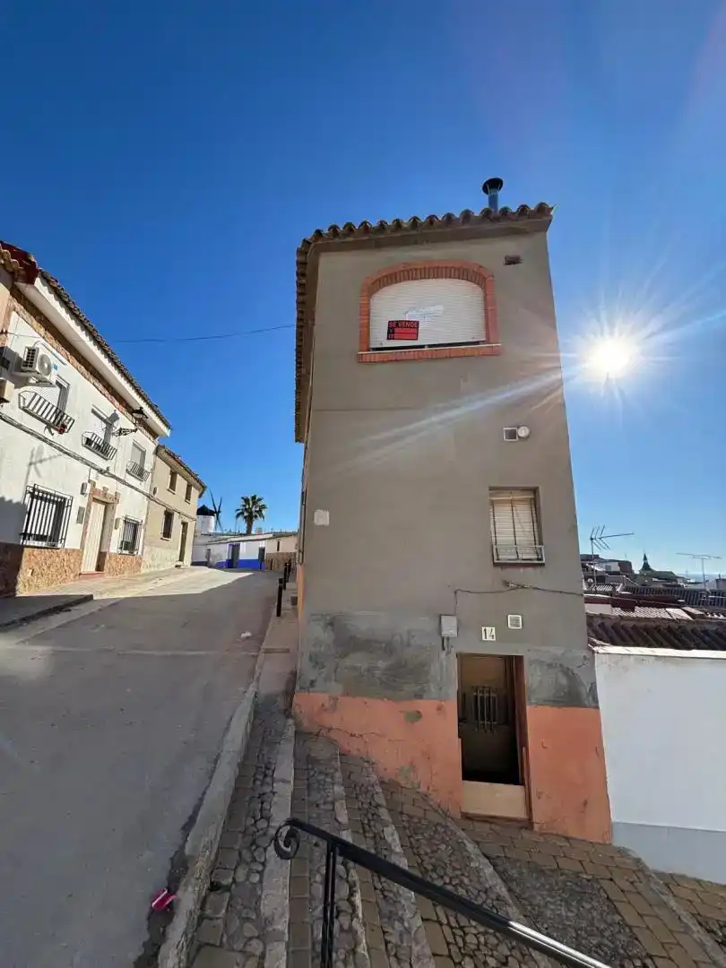 Casa adosada en  Calle Alonso Quijano 23 - Foto 3