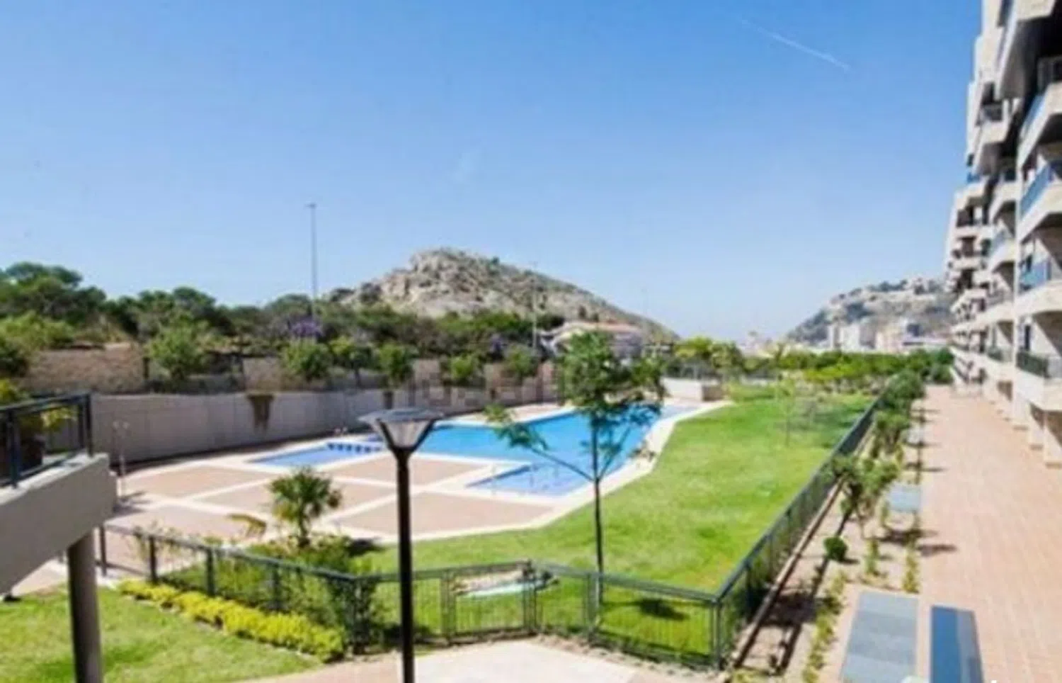 Piso en calle del Padre Arrupe, 14 - Foto 1