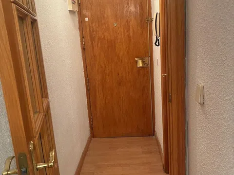 Piso en calle de Mateo García, 5