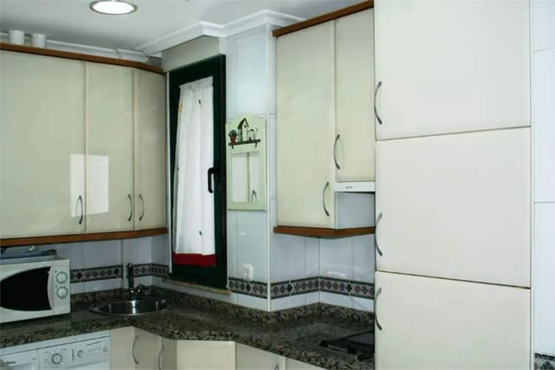 Apartamento en Avenida de los Comuneros - Foto 2
