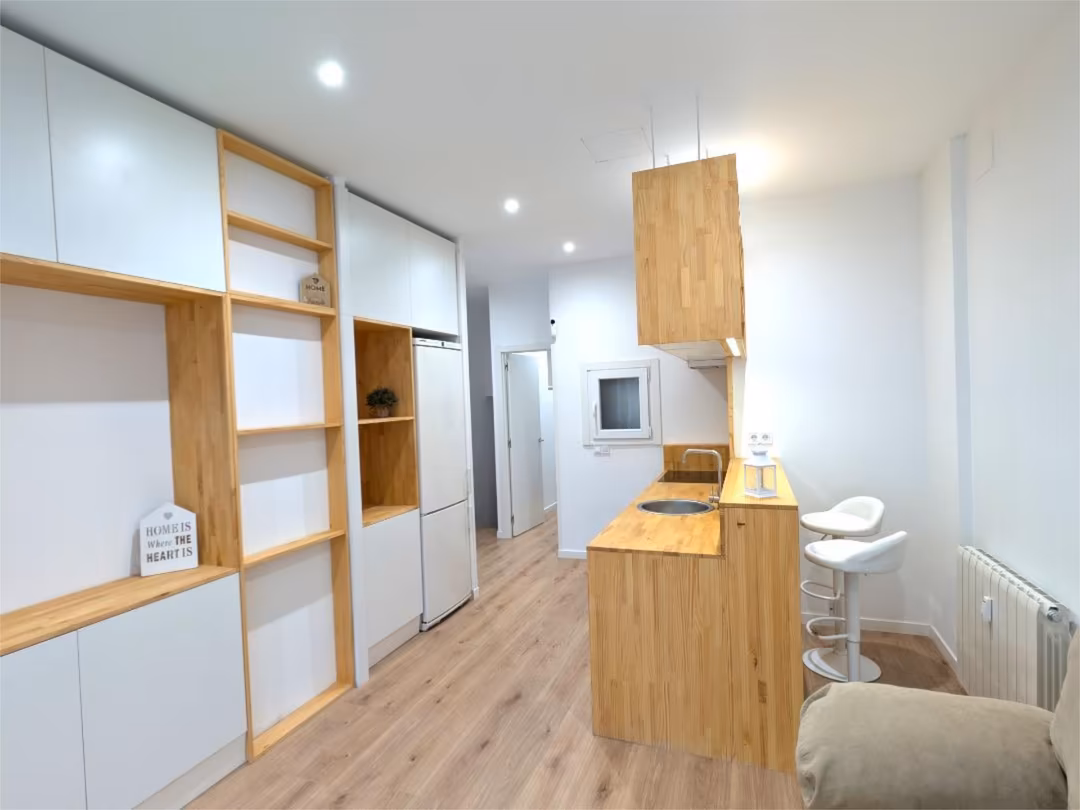 Piso en  Calle del Corregidor Juan Francisco de Luján 17