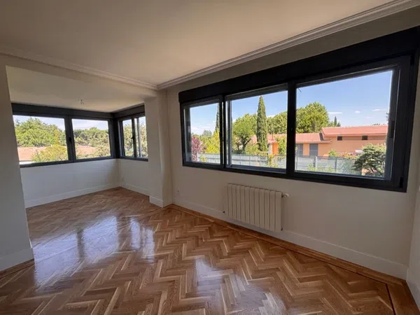 Piso en Encinar de los Reyes - Foto 2