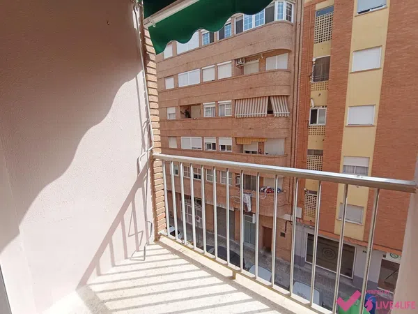 Piso en Calle Cervantes, El Castell, El Castell - Foto 3