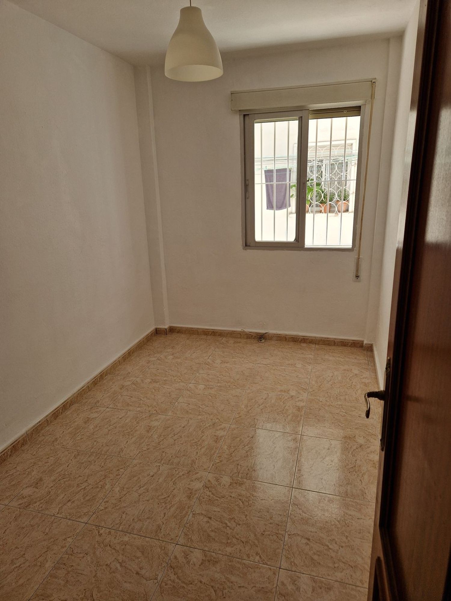Piso en calle Granada, 6 - Foto 3
