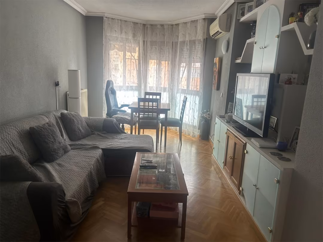 Piso en  Calle del Ánsar 4