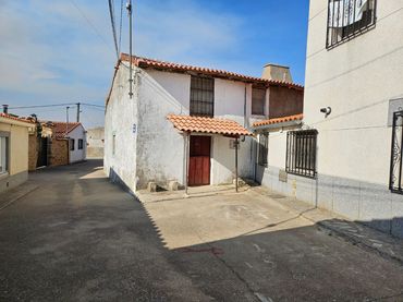 Chalet en  Calle Toral 5 - Foto 1