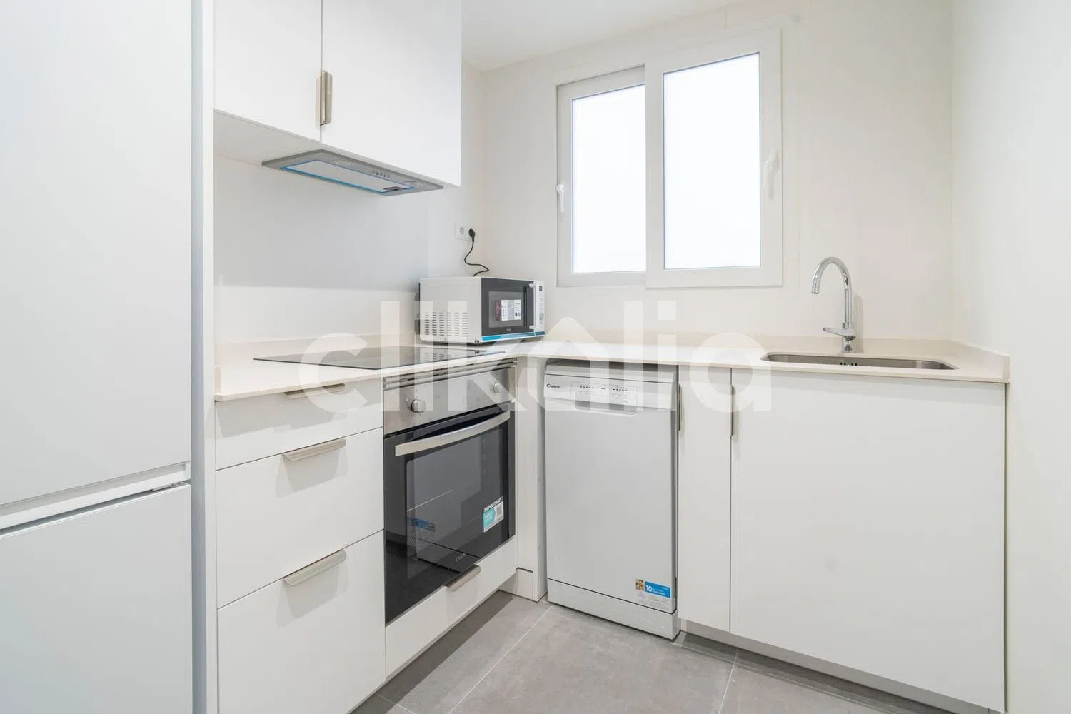 Piso en calle de Salvador Castillo - Foto 9