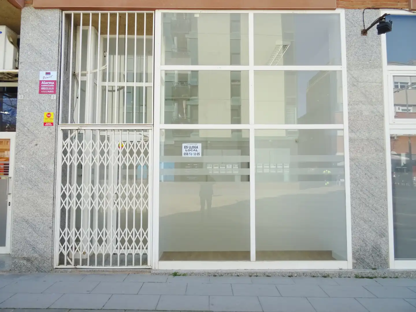 Local comercial en  Passeig de Lluís Muncunill 16 - Foto 3