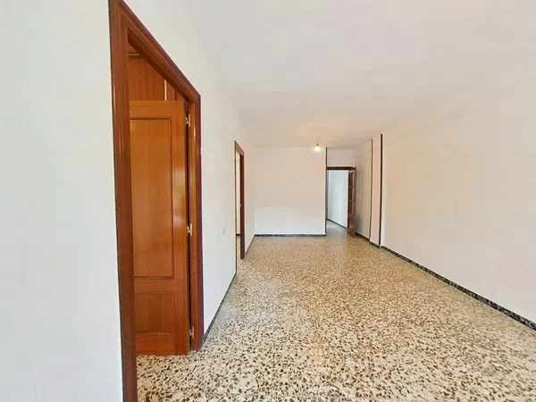 Piso en Carolinas Bajas - Foto 2
