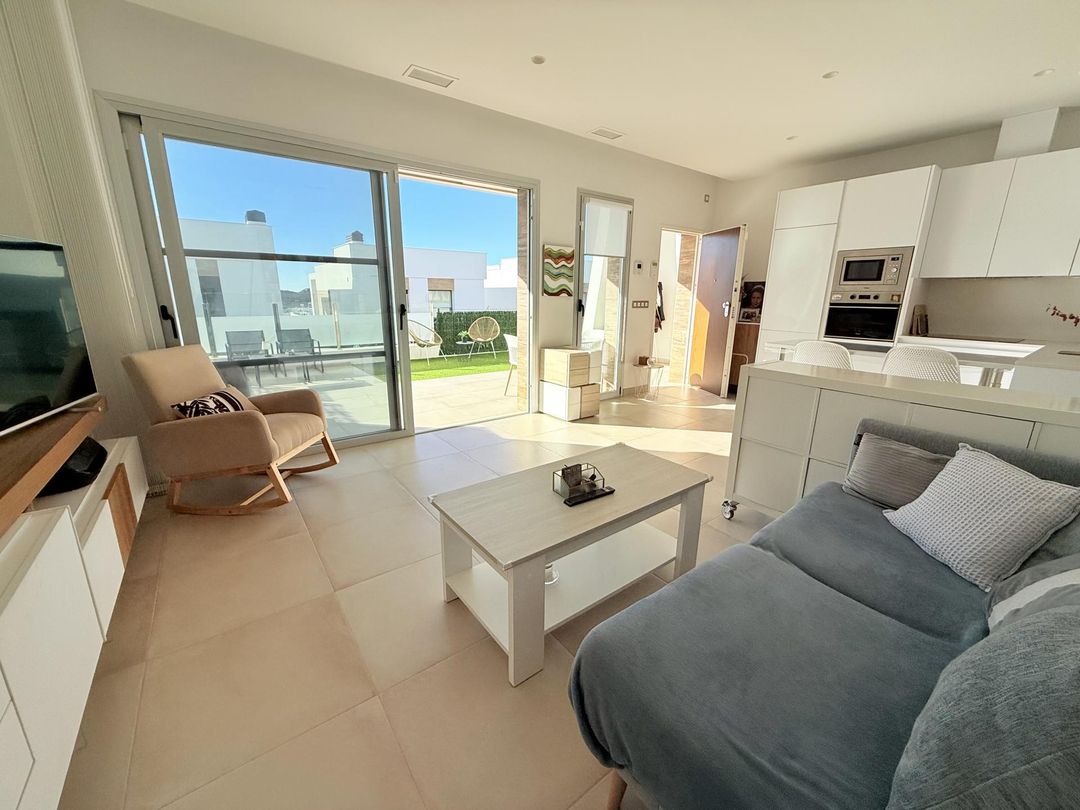 Planta baja en  Carrer d'Equador 22 - Foto 9