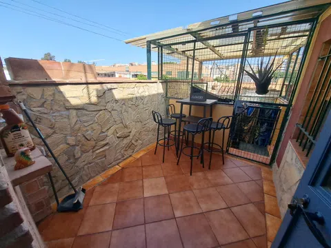 Estudio en calle Virgen de las Flores, 12