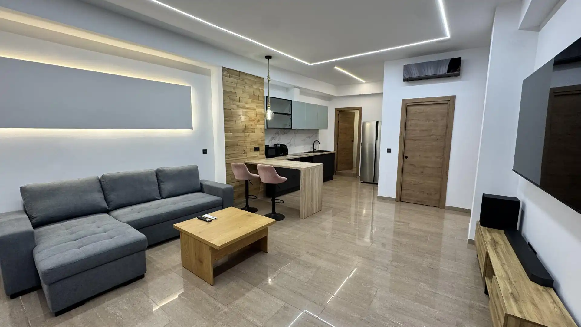 Planta baja en  Carrer León Sánchez Sáez 36 - Foto 3