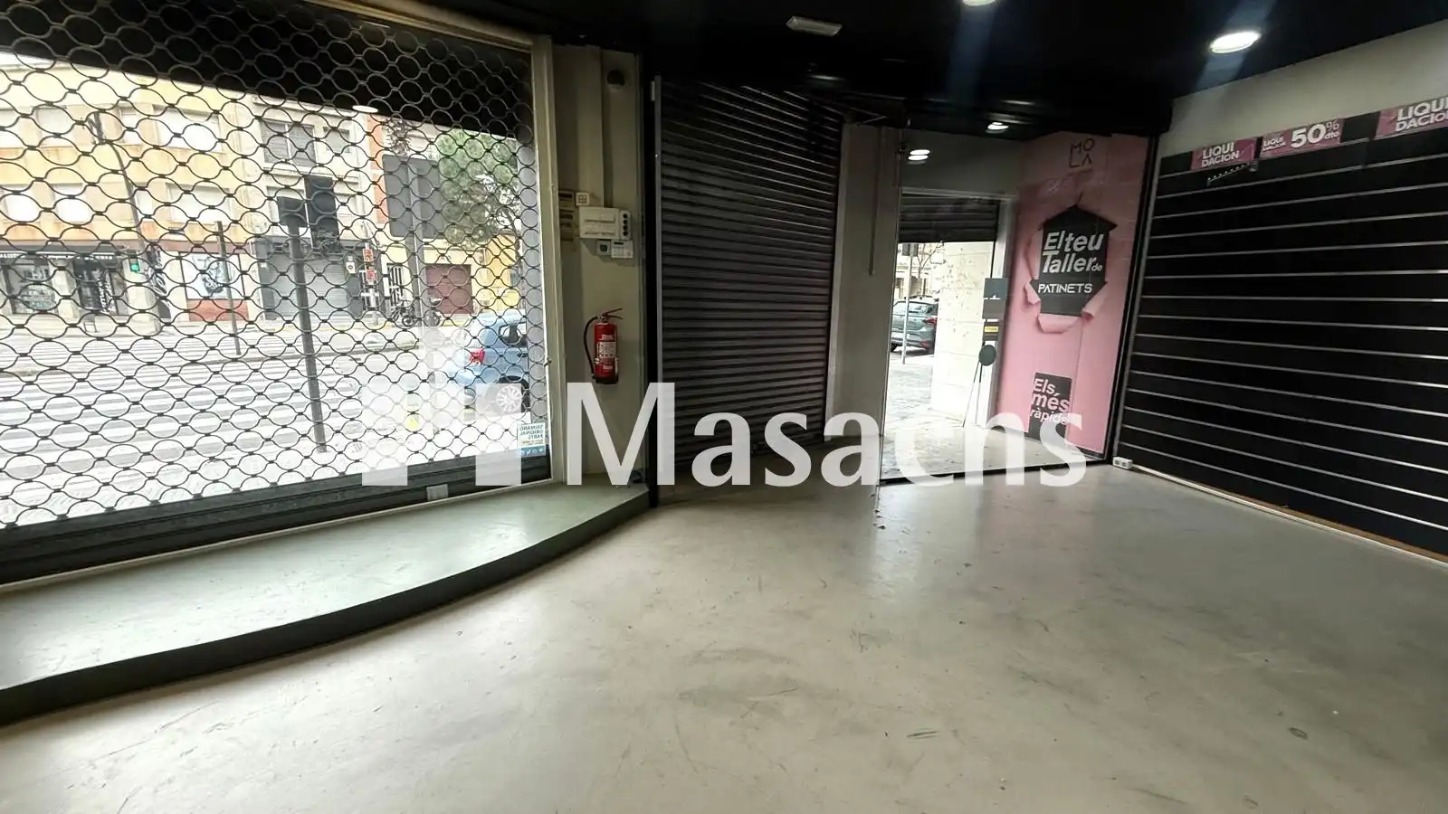 Local comercial en Terrassa - Foto 3