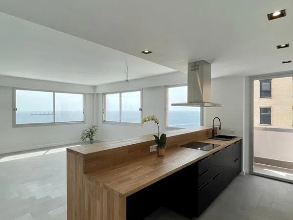 Piso en avenida de Canarias, 16