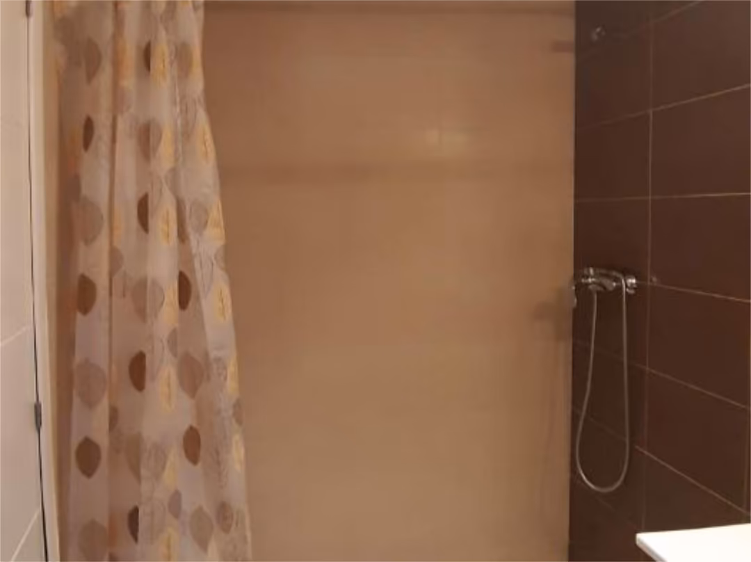 Piso en  Avinguda de Blondel 34 - Foto 4