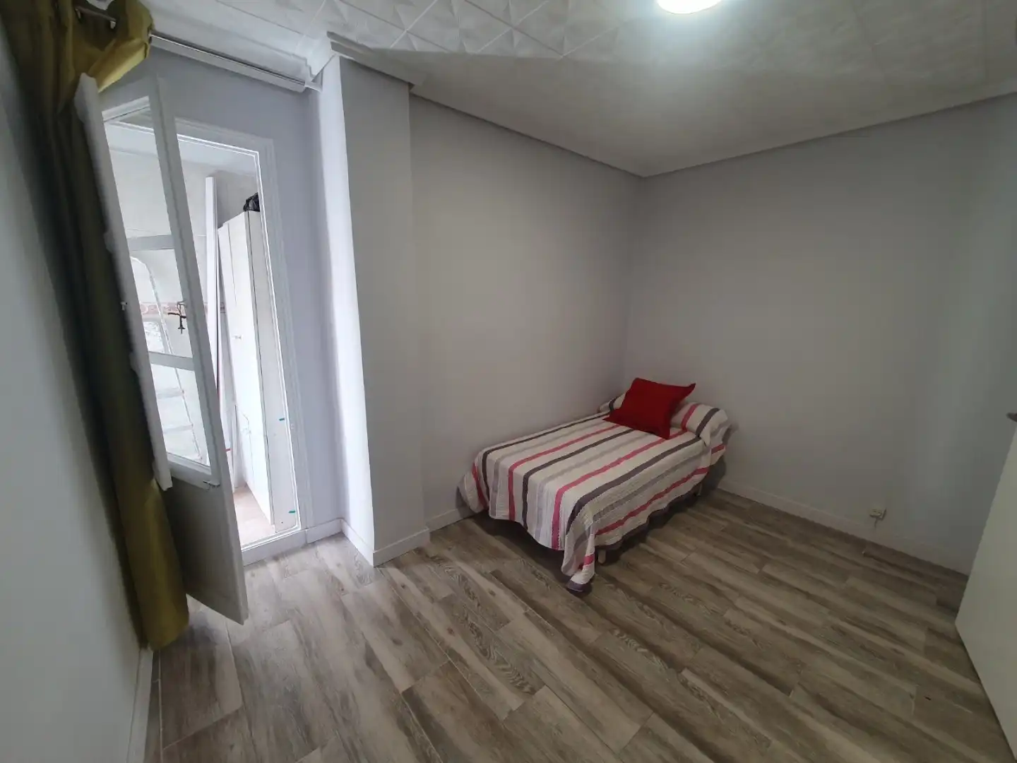 Piso en  Carrer de l'Escultor Josep Capuz 38 - Foto 8