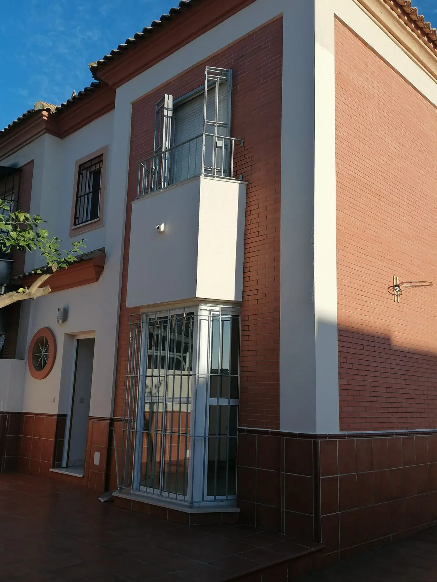 Chalet adosado en Urb. arco norte Arco norte - Avda España - Foto 2