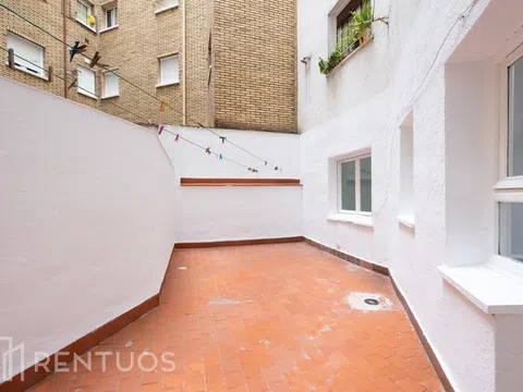 Piso en calle de Sánchez Barcáiztegui