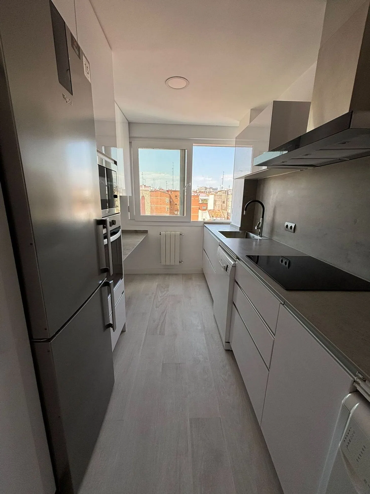 Piso en calle Clara del Rey, 17 - Foto 6