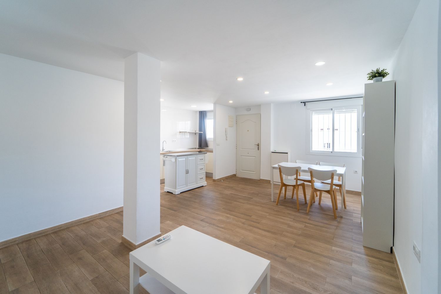 Piso en calle Pelayo, 2