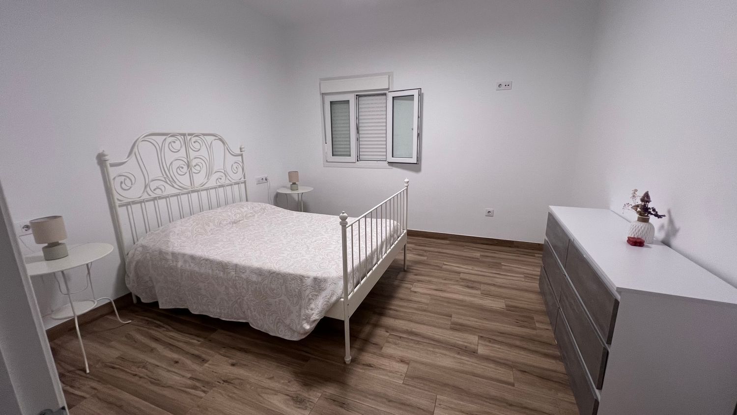 Chalet adosado en Sanlúcar la Mayor - Foto 7