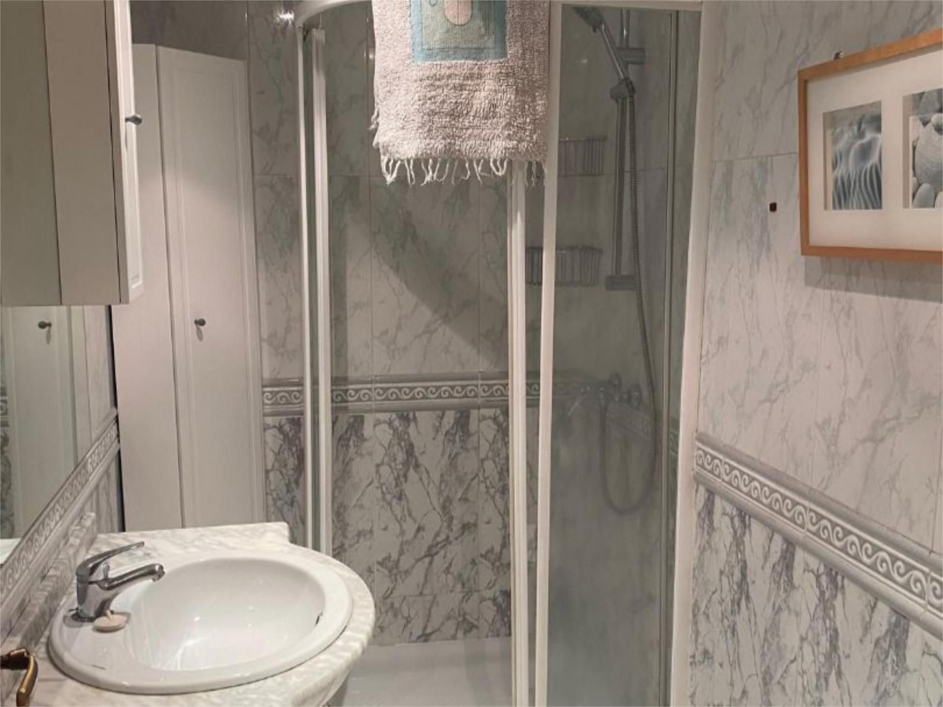 Piso en  Calle Elcano 8 - Foto 3