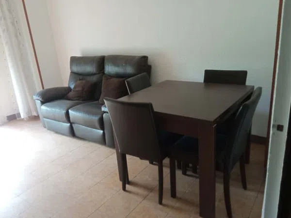 Piso en calle de Coimbra, 5