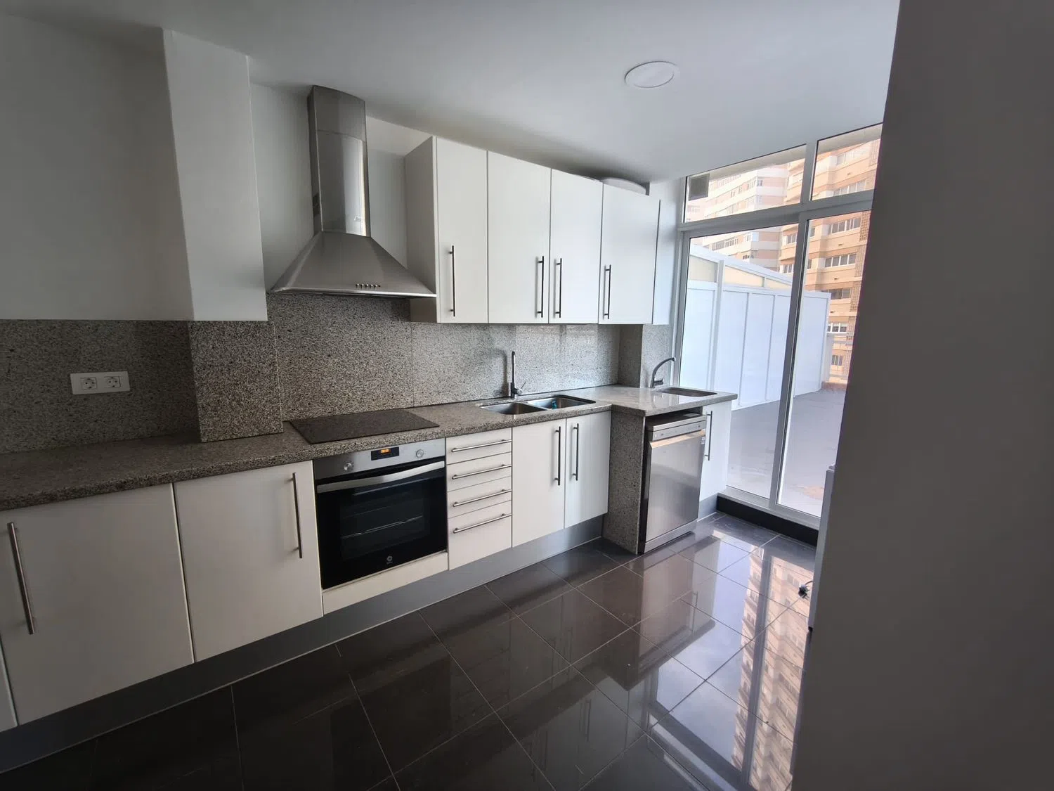 Piso en calle Teniente C Castillo Olivares, 38 - Foto 12