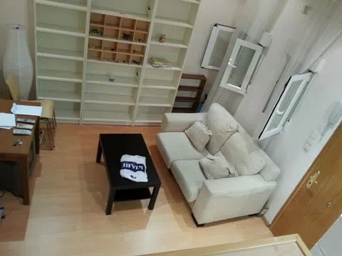 Estudio en calle del Espíritu Santo, 20