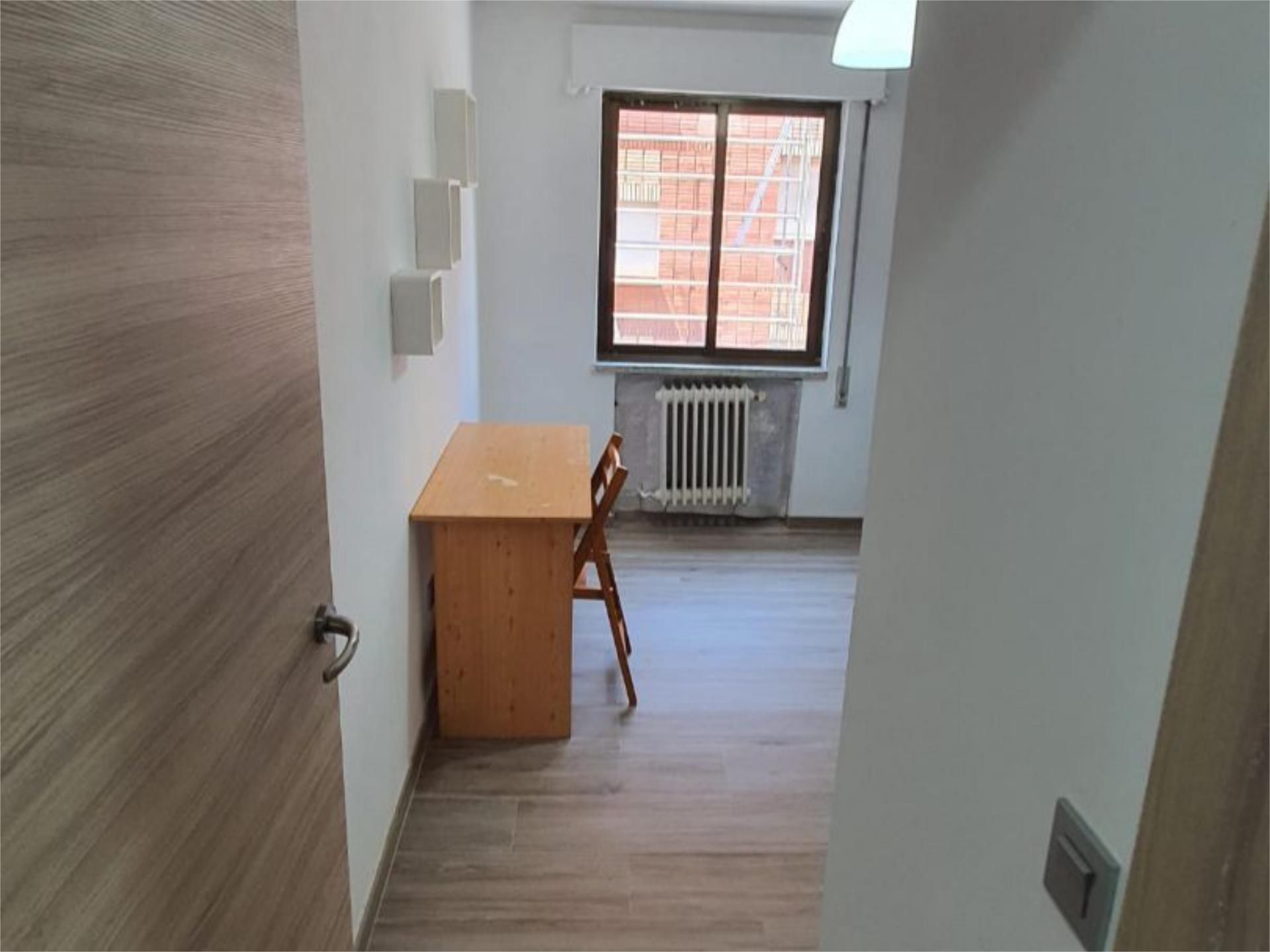 Piso en  Calle Navasfrías 7 - Foto 9